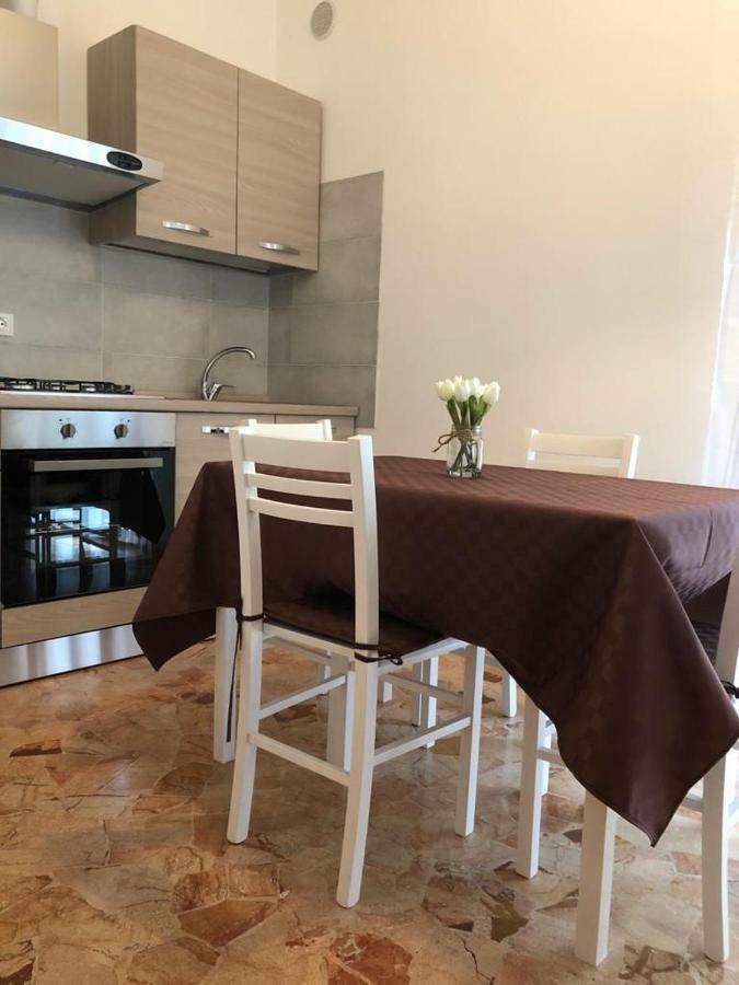 דירות מסטרה Casa Lucia מראה חיצוני תמונה
