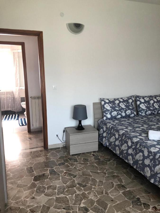 דירות מסטרה Casa Lucia מראה חיצוני תמונה